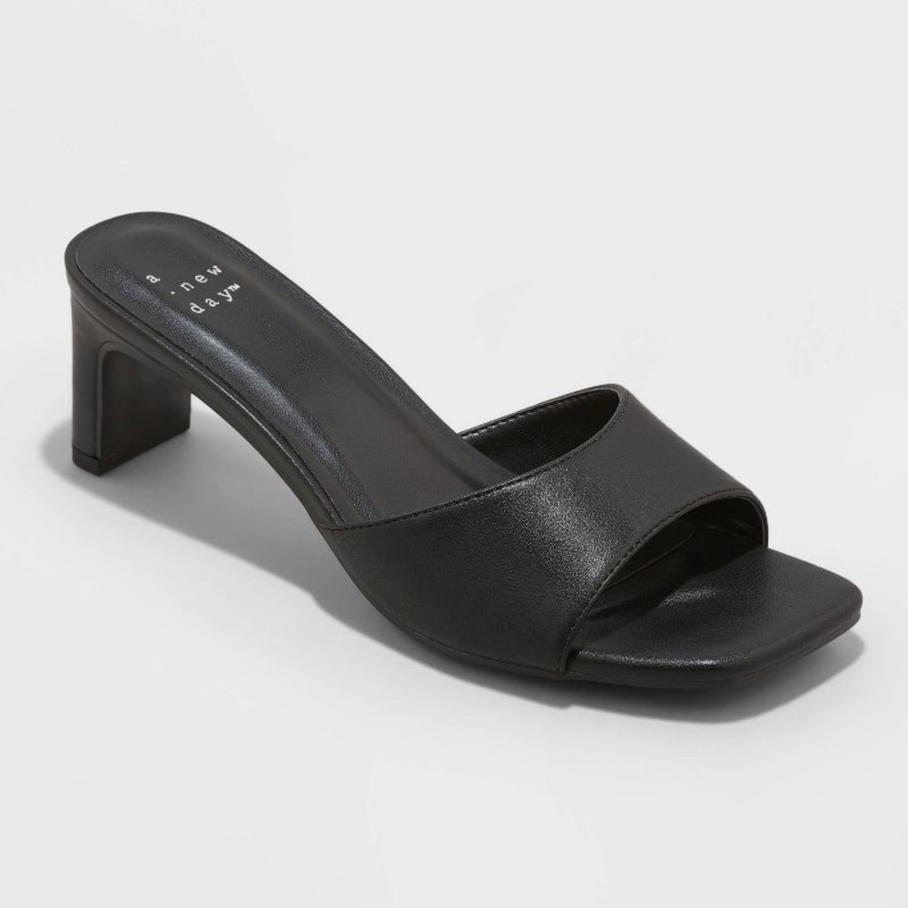 Lindie Heels Black NWT Size 9.5